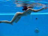 Lizi Vogue Underwater Porn