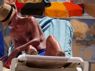 Sexdate amateurs at the public beach 1