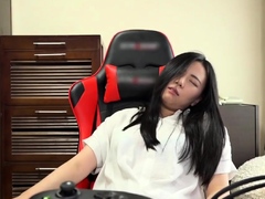 Amateur asian cocksucker teen