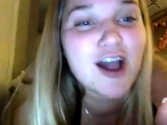 Big boob brunette masturbates on webcam