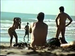 Str8 big dick on beach