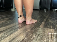 maitresse-madelines-solo-foot-fetish-pov