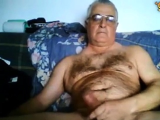 Amateur Hot Hairy Daddy