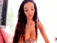 Amateur Webcam Teen Masturbates And Teases