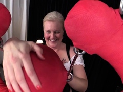 granny-mature-amateur-blonde