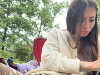 Close up MILF masturbation