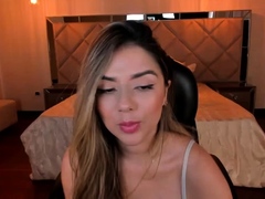 Amateur Webcam Chick Masturbates On Webcam More at