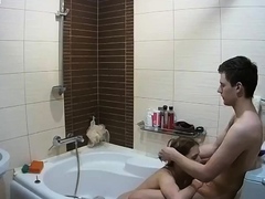 Amateur girl blowjob in shower on sex dating