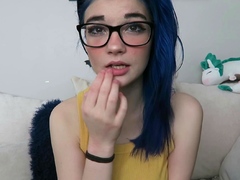 shy-brunette-homemade-amateur-webcam-teen