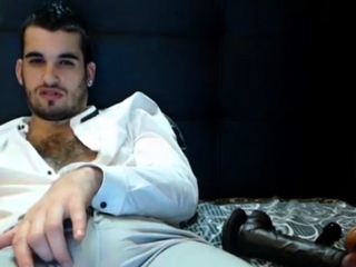 Amateur Bulging Jeans