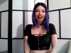 amateur-webcam-teen-masturbates-and-teases