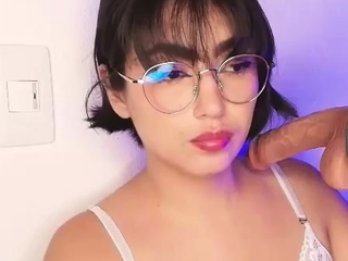 Teen close up fuck xxx housewife cumshot