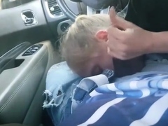 amateur-blonde-sucking-a-big-black-cock-in-a-car