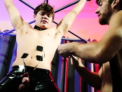 Dom Controls His Sub With Shock Torment